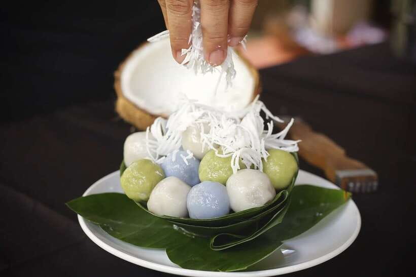 Siem Reap: Cambodian Desserts Cooking Lesson with Tastings - Palm sugar takes center stage