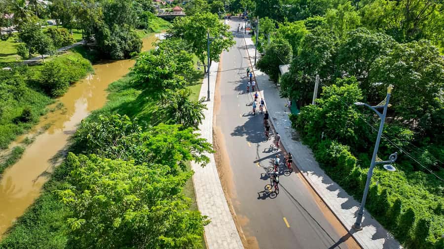 Siem Reap City Haft Day Bike Tour - Comfort, clothing, and the morning schedule