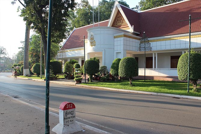 Siem Reap City Tour - The Royal Residence adds a quieter royal pause