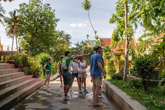 Siem Reap Countryside Bike Tour / E-Bike or Tuk Tuk - Farms, mushrooms, rice wine, and lotus ponds