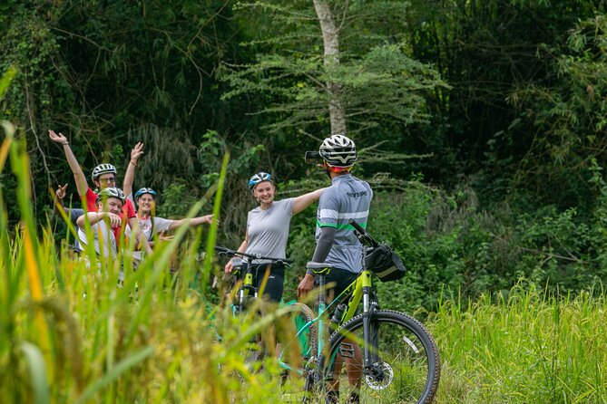 Siem Reap Countryside Bike Tour / E-Bike or Tuk Tuk - Through Chreav on back roads and farm tracks