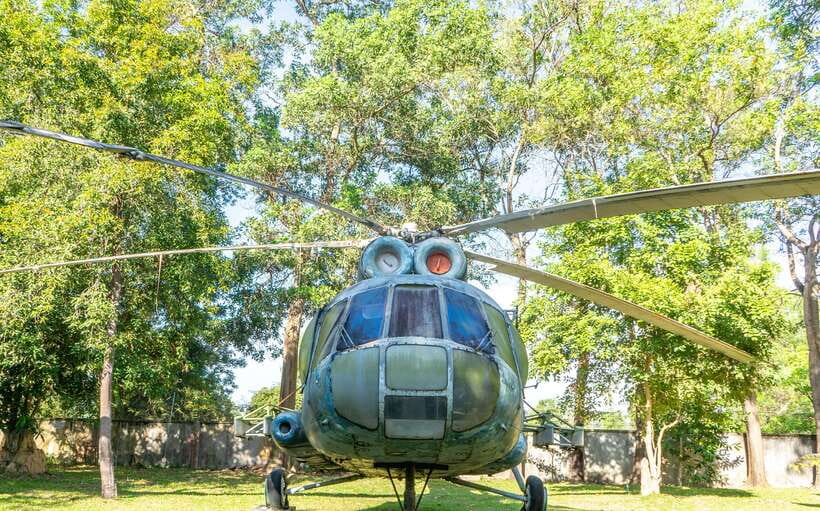 Siem Reap: Countryside Jeep Tour / SUV Car Available - West Baray closes the loop with open space