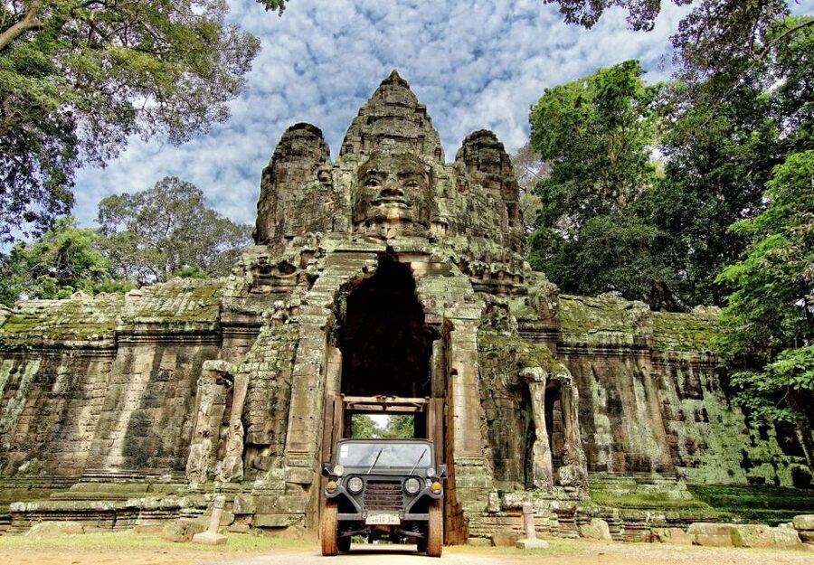Siem Reap - Discover Angkor Wat by Jeep - Angkor Thom and Bayon’s stone faces