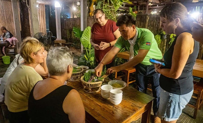 Siem Reap: Evening Foodie Vespa Tour / Tuk Tuk Available - Safety, comfort, and the Vespa choice