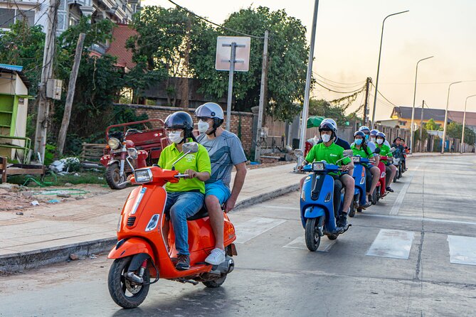 Siem Reap Evening Foodie Vespa Tour / Tuk Tuk Available - Road 60 Brings the Most Unusual Tastes