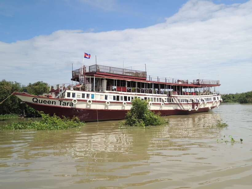 Siem Reap: Floating Village Half-Day Tour - A short stop among lotus flowers