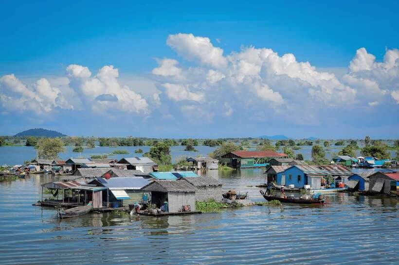 Siem Reap: Floating Village Half-Day Tour - Seeing the floating village from the water