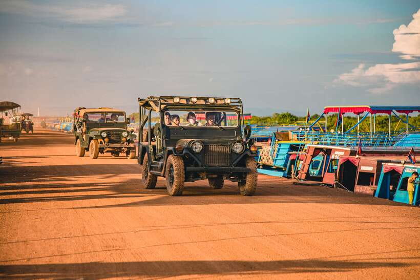 Siem Reap Floating Village Sunset Jeep Tour or SUV Car - Chreav and the everyday village scene
