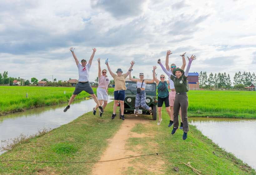 Siem Reap Floating Village Sunset Jeep Tour or SUV Car - Jeep or SUV, and who should book