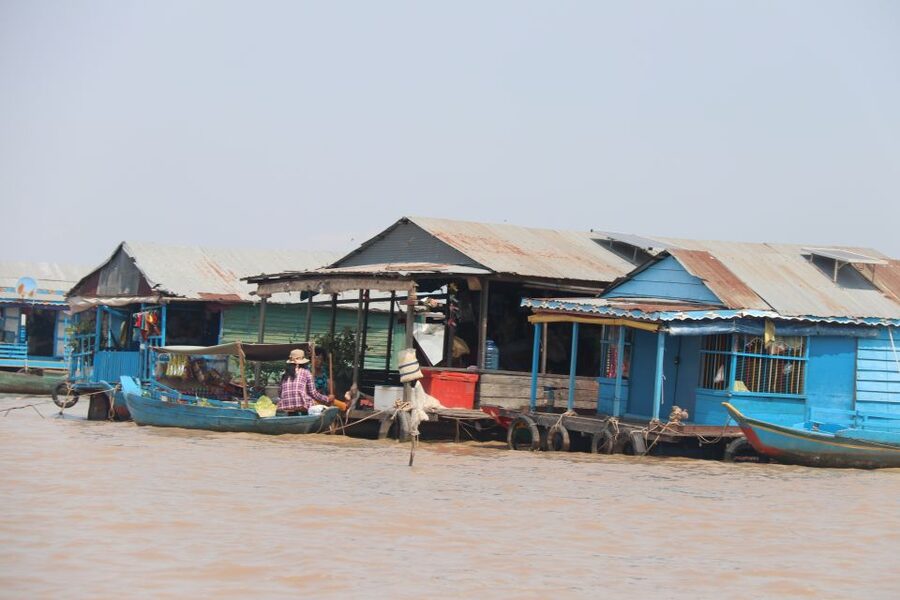 Siem Reap: Floating Village Tour - A pause aboard the Queen Tara