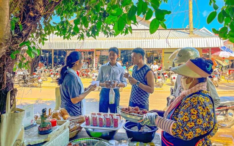 Siem Reap: FREE Market & Local Temple Tour - What the Guide Adds in 90 Minutes
