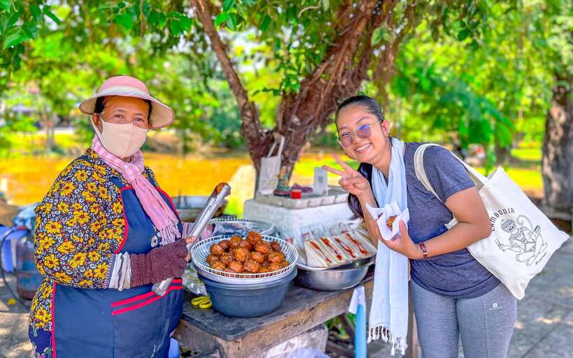 Siem Reap: FREE Market & Local Temple Tour - The Real Value of a One-Dollar Tour