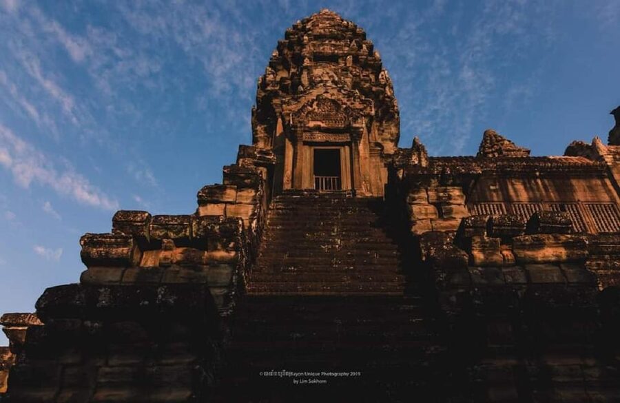 Siem Reap: Full Day Angkor Wat Temple Tour with Sunset - Who should book this Angkor tour?