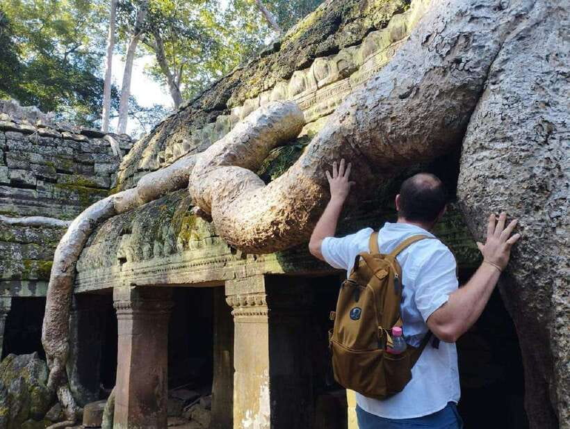 Siem Reap: Full Day Angkor Wat Temple Tour with Sunset - Angkor Wat, the day’s essential first lesson