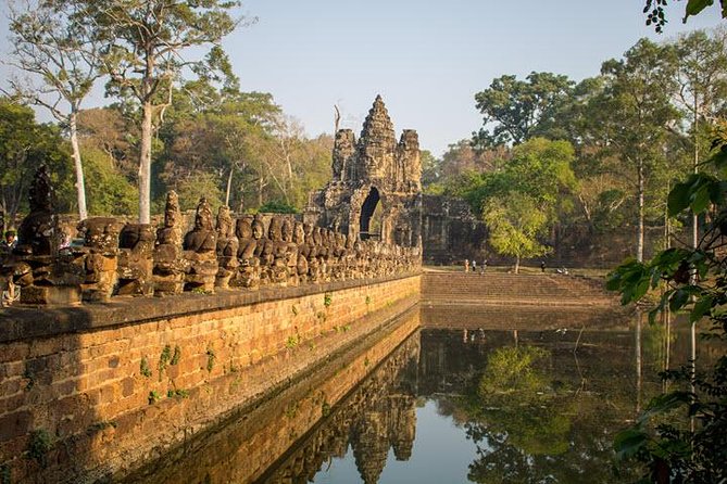Siem Reap Full Day Angkor Wat Tour Small Group - The guide can make or break the temple day