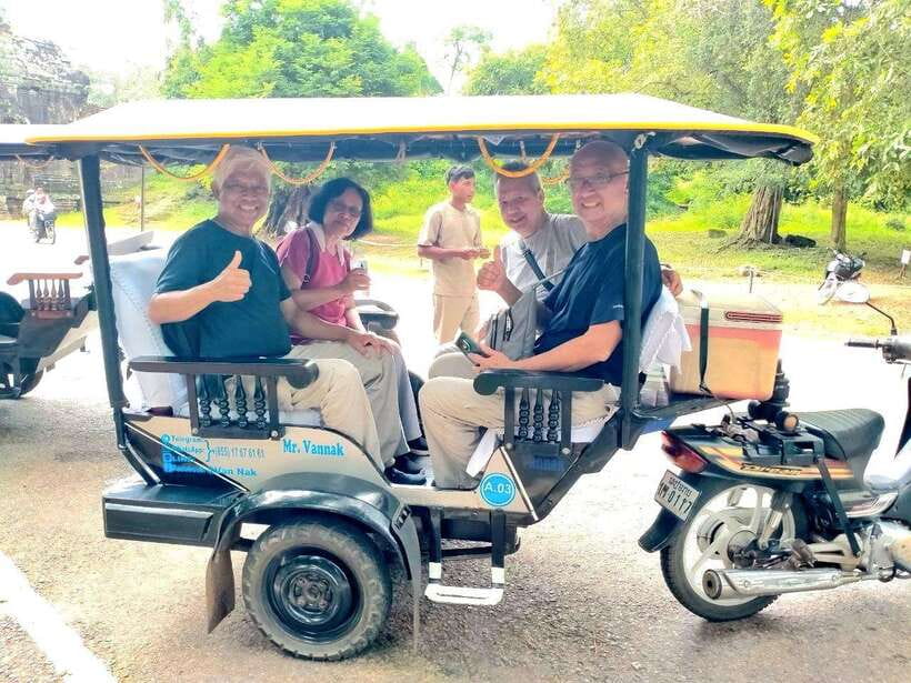 Siem Reap: Grand Circle Temples Tour With Private Tuk-Tuk - Pre Rup closes the day above the trees