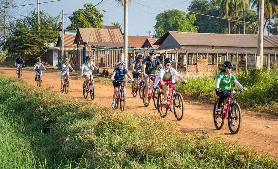 Siem Reap: Guided Countryside Bike Tour - Why this ride adds something different to Siem Reap