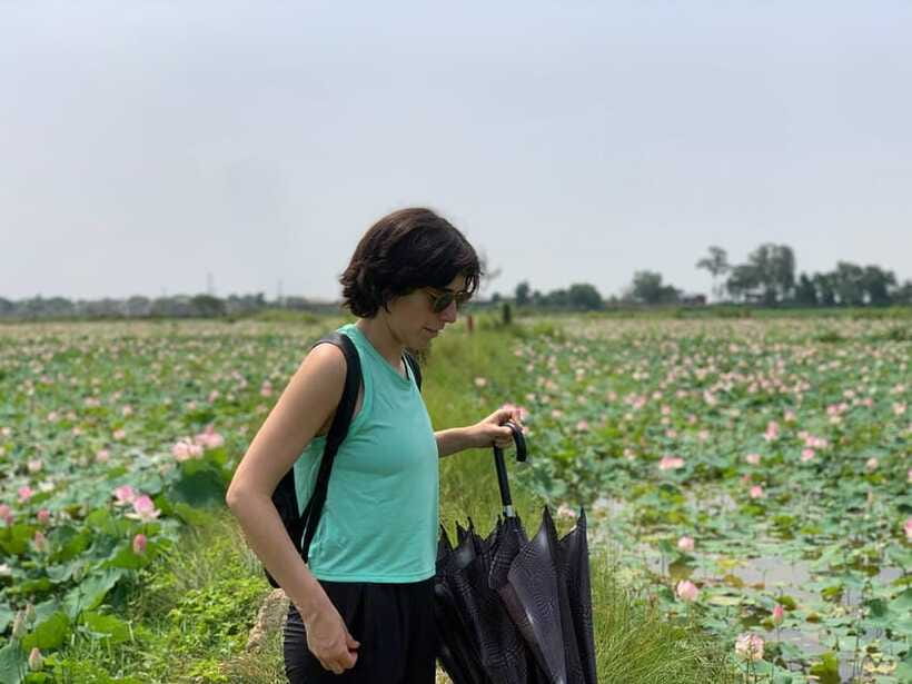 Siem Reap: Khmer Water Blessing by Monk and Lotus Farm Visit - Learning how a local pagoda works at Wat Po Banteaychey