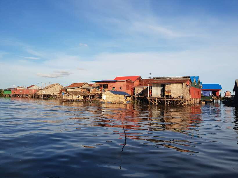 Siem Reap: Kompong Khleang Floating Village Guided Tour - The drive from Siem Reap through rice country
