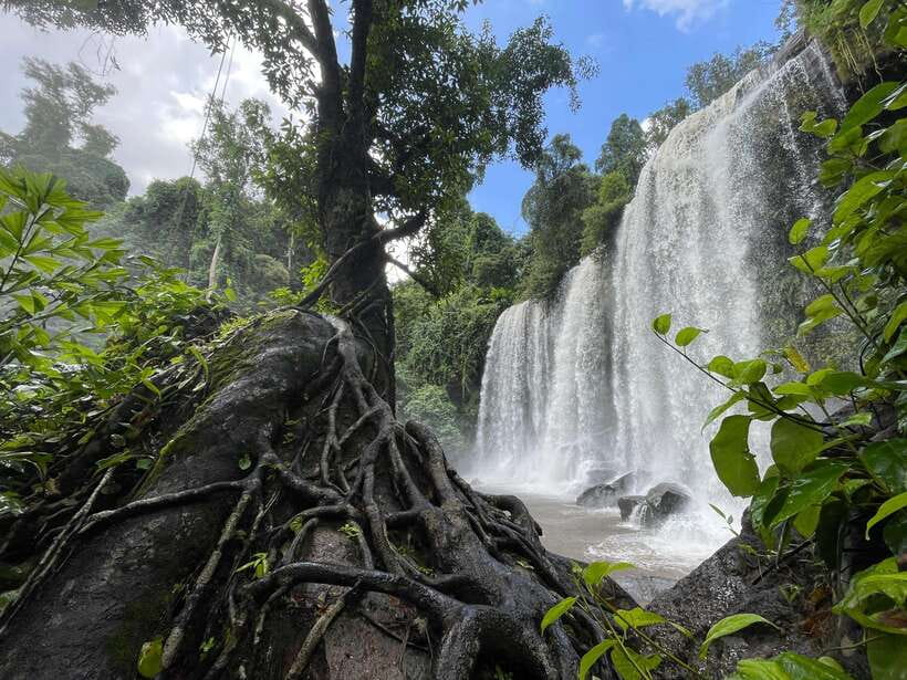 Siem Reap: Kulen Waterfall and Banteay Srei Exploration - The River of 1000 Lingas Depends on Water Levels