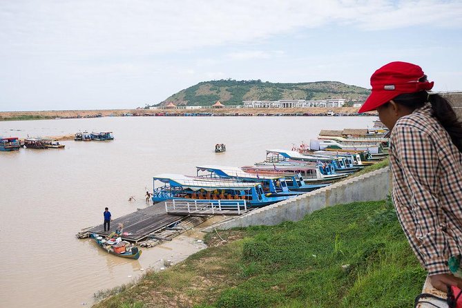 Siem Reap Lake-Side Village Tour - The floating market and everyday activity