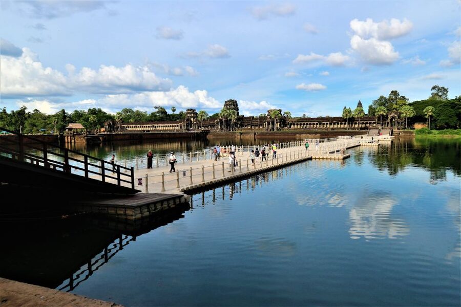 Siem Reap: Personalized Angkor Wat Sunrise/Set by TukTuk/Car - Angkor Wat: allow time for the scale