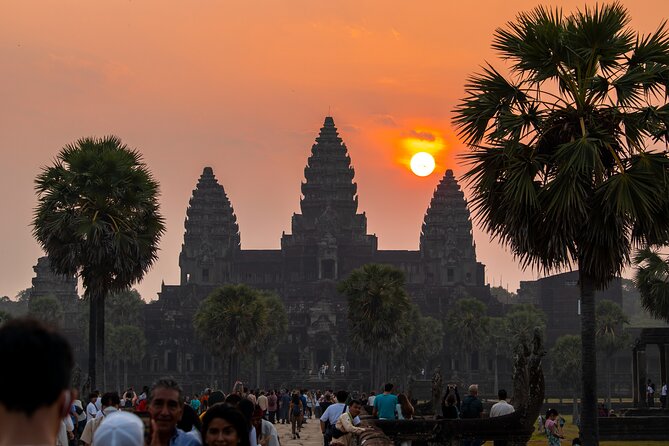 Siem Reap: Private Angkor Wat Sunrise & Tour Around Angkor Park - Why the 4:50 am start is worth it