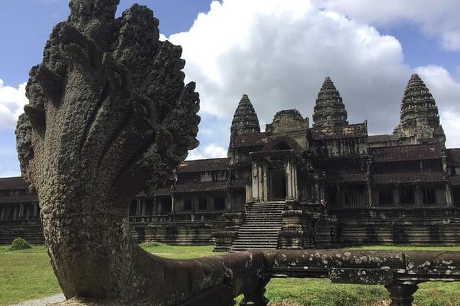Siem Reap: Private Custom Angkor Wat Tour with Local Guide - The longer option: Preah Khan and Banteay Srei