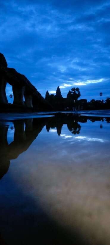 Siem Reap Private Tour: Angkor Wat Sunrise And Banteay Srei - Sunrise begins at Angkor Wat