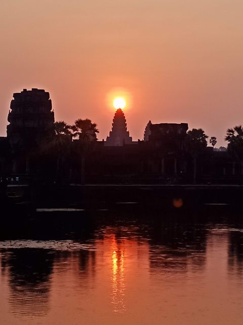 Siem Reap Private Tour: Angkor Wat Sunrise And Banteay Srei - What is included, and what you still pay