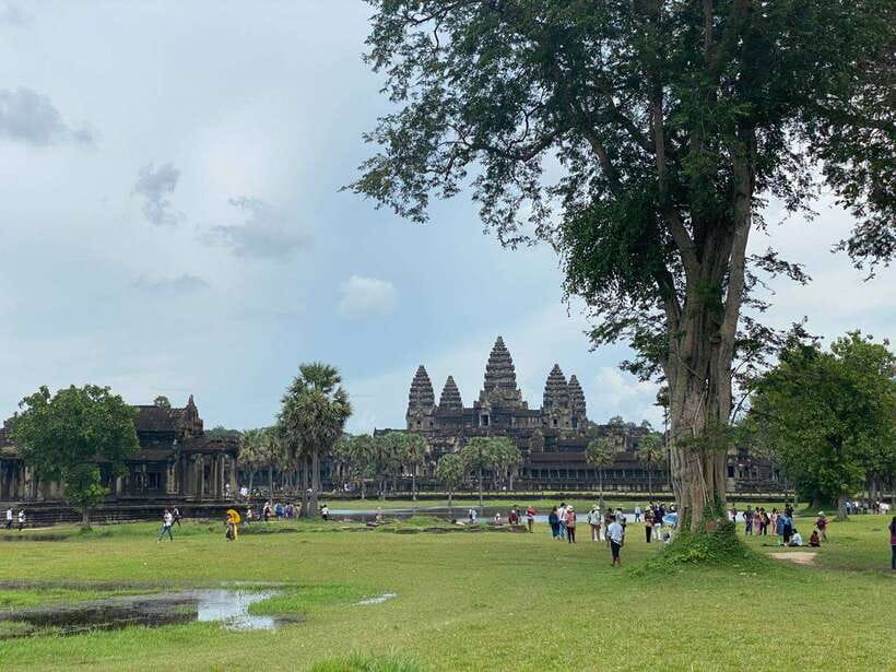 Siem Reap: Private Tour of Angkor Complex - Angkor Thom through the South Gate