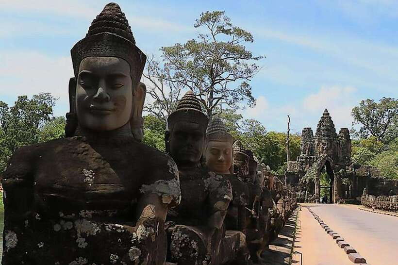Siem Reap : Private Tuk-Tuk Tour of the Magnificent Temples. - Banteay Kdei closes the temple circuit