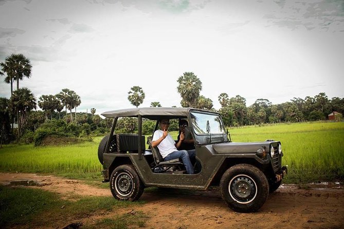 Siem Reap: Silk Farm & Countryside Offbeat Jeep Tour - A vintage jeep beyond Siem Reap