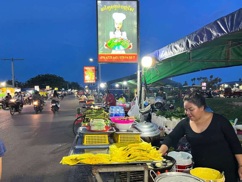 Siem Reap: Small Group Street Food Tour with Tuk-Tuk Ride - The insect tasting: fun, optional in spirit, memorable either way