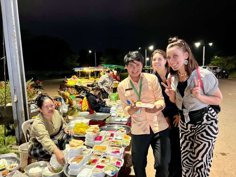 Siem Reap: Small Group Street Food Tour with Tuk-Tuk Ride - Timing, group size, and simple ways to prepare
