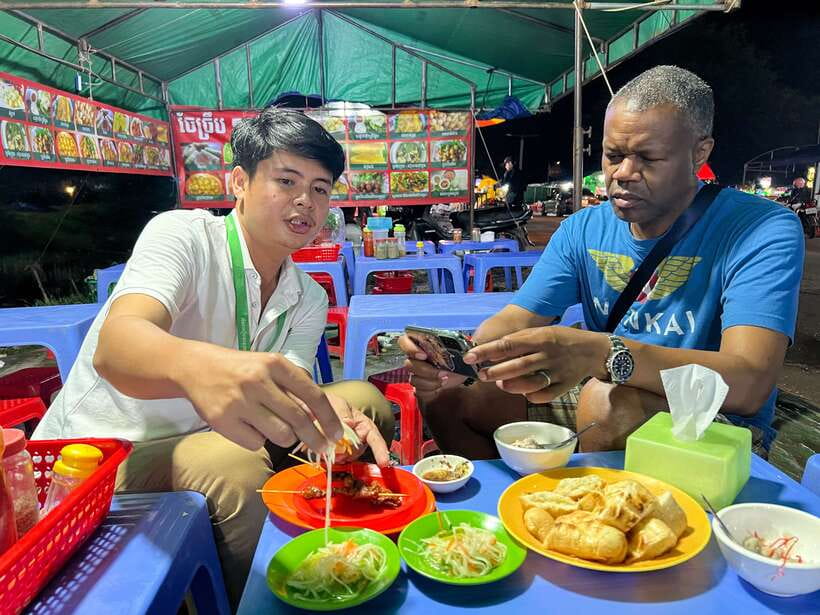 Siem Reap: Tonle Sap and Kampong Phluk Tour with Street Food - The flooded forest and Buddhist monastery