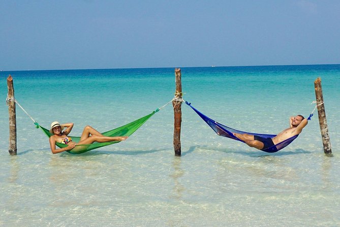 Sihanoukville Airport Taxi (from Airport to Hotel/boat pier) - Air conditioning and direct travel