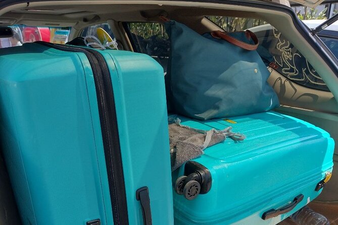 Sihanoukville Airport Transfers - Vehicle choices for couples, families, and larger parties