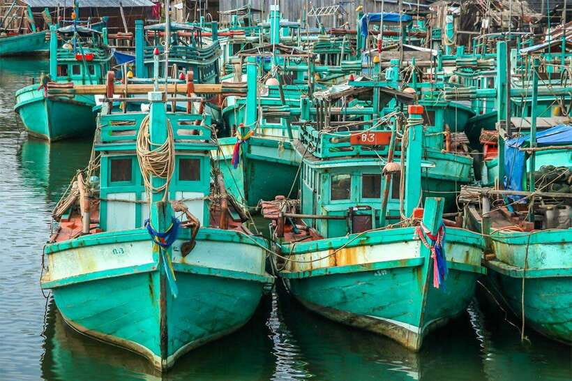 Sihanoukville City Tour for Cruise Passengers with 7 Stops - Independence Monument gives you the historical starting point