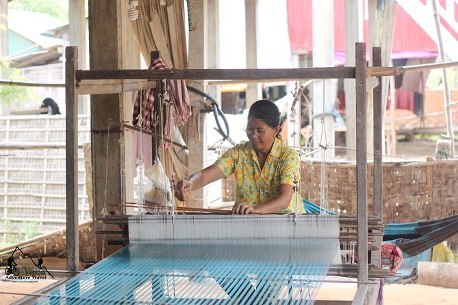 Silk Island & countryside of Phnom Penh by Tuk Tuk - From Phnom Penh streets to the Mekong ferry