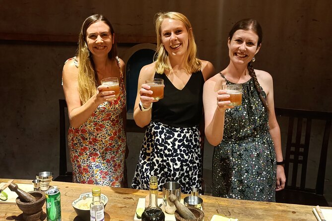 Sombai Siem Reap Workshop Cocktail Class - The people leading the experience