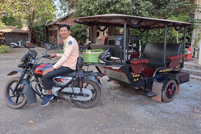 Sunrise Angkor Wat Temple Half Day Tour ( Small-Group Tour) - Angkor Thom and the South Gate