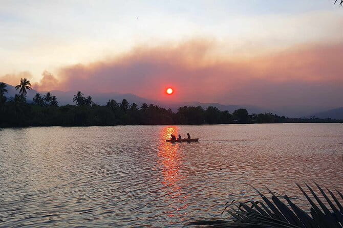Sunset Scenic Kayaking and Swimming Activity - Sey’s personal touch