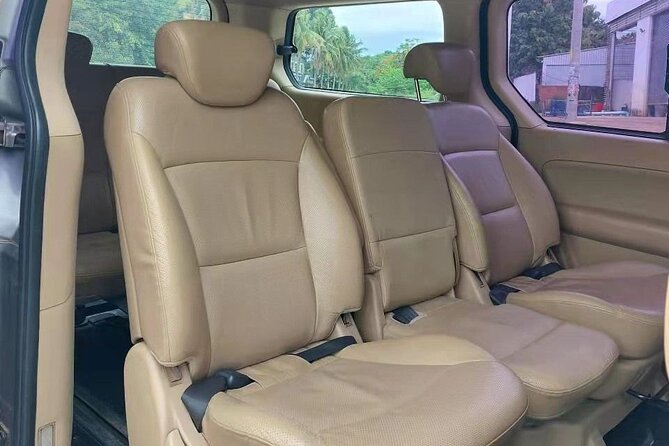 Taxi Phnom Penh or Techo Airport to Sihanoukville or vice versa - Picking the right vehicle for your group