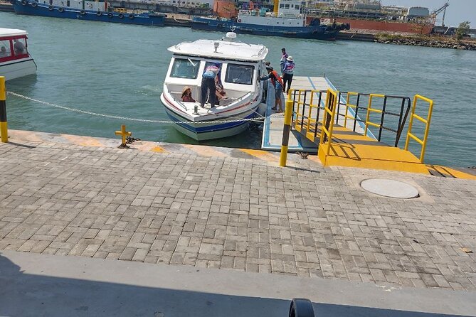 Taxi Phnom Penh or Techo Airport to Sihanoukville or vice versa - How comfortable is a three-hour ride?