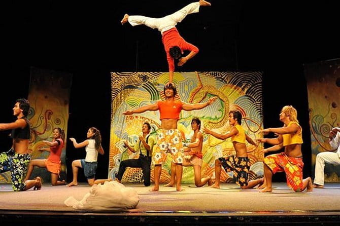 The Cambodian Circus Show and Pub Street Night Market - Why Phare Circus is more than a circus act