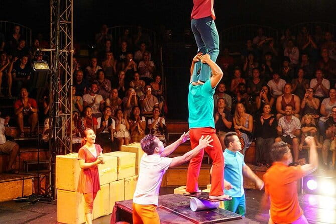 The Cambodian Circus Show and Pub Street Night Market - Who should book this evening?