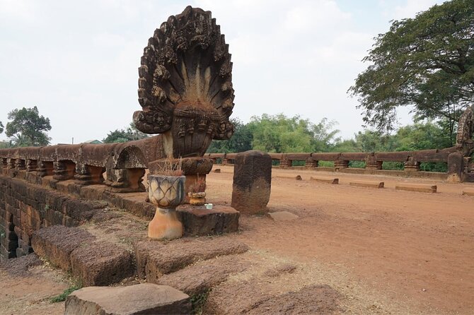 The Journey Phnom Penh to/from Siem Reap: A Memorable Tour - Phnom Penh pickup and the long first leg