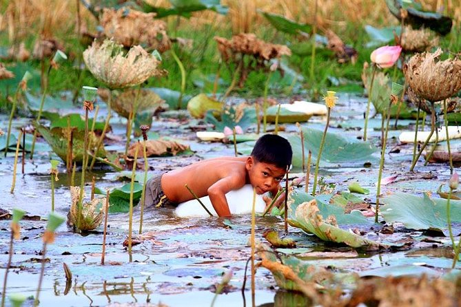 Tonle Sap Lake & Kampong Phluk Village Half-Day Tour - Leaving Siem Reap for the countryside