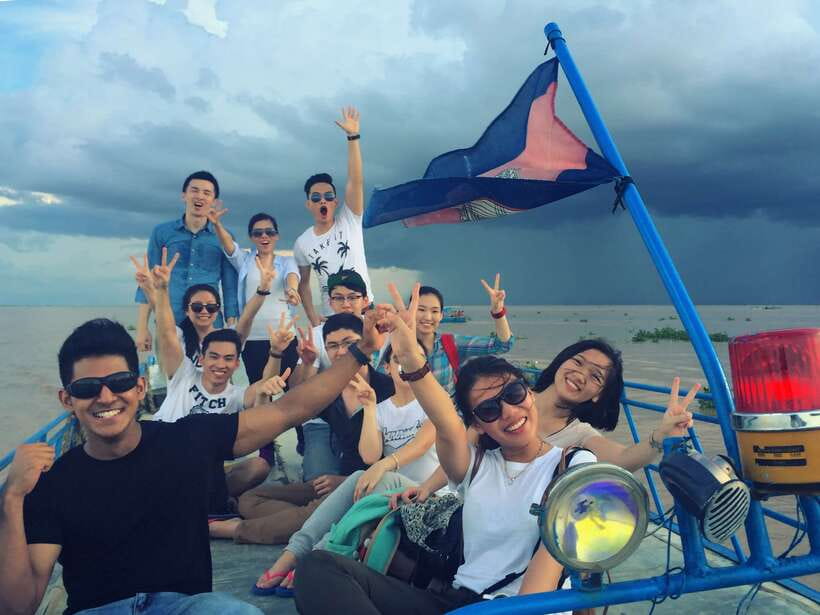 Tonle Sap Tour of Kompong Phluk Village & Evening Food tour - Seeing Kompong Phluk from the water